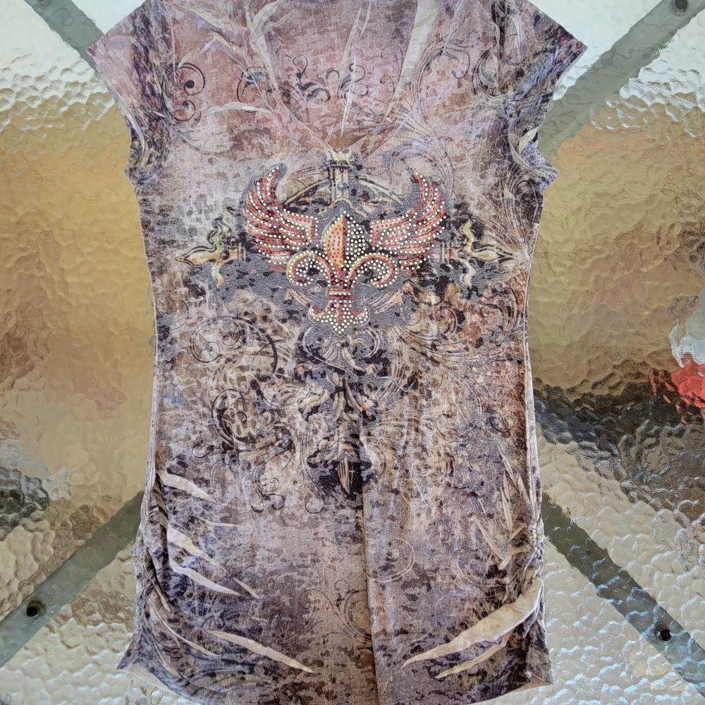 4/$25 Body Central Long Tshirt Size Large 18in Across Chest
